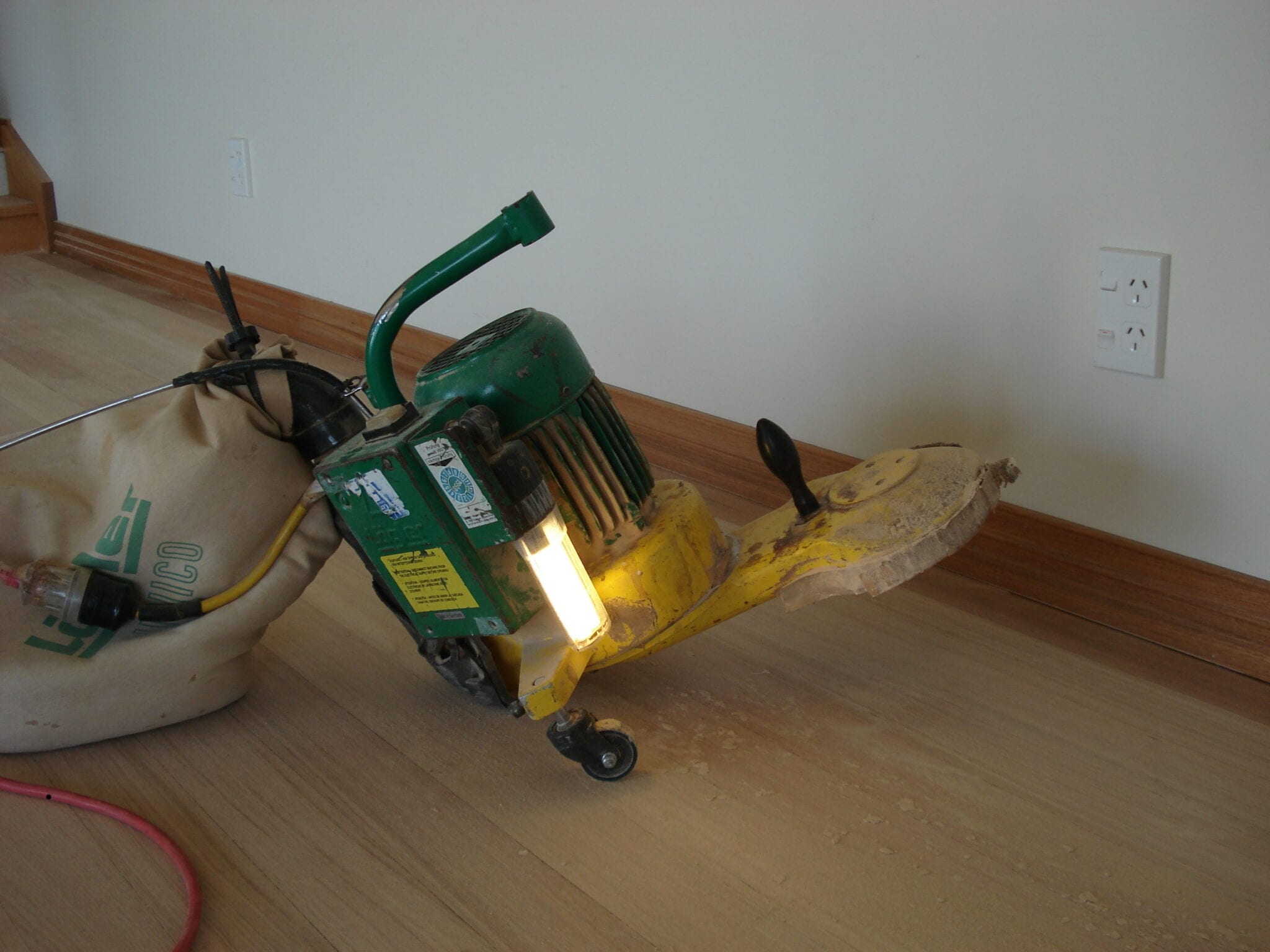 Bona Dustless Sanding And Refinishing By Eko Flooring